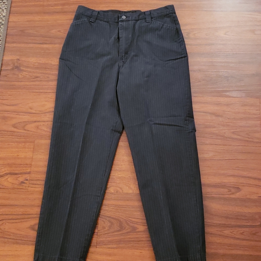 Lee slacks